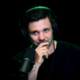 Erico em podcast